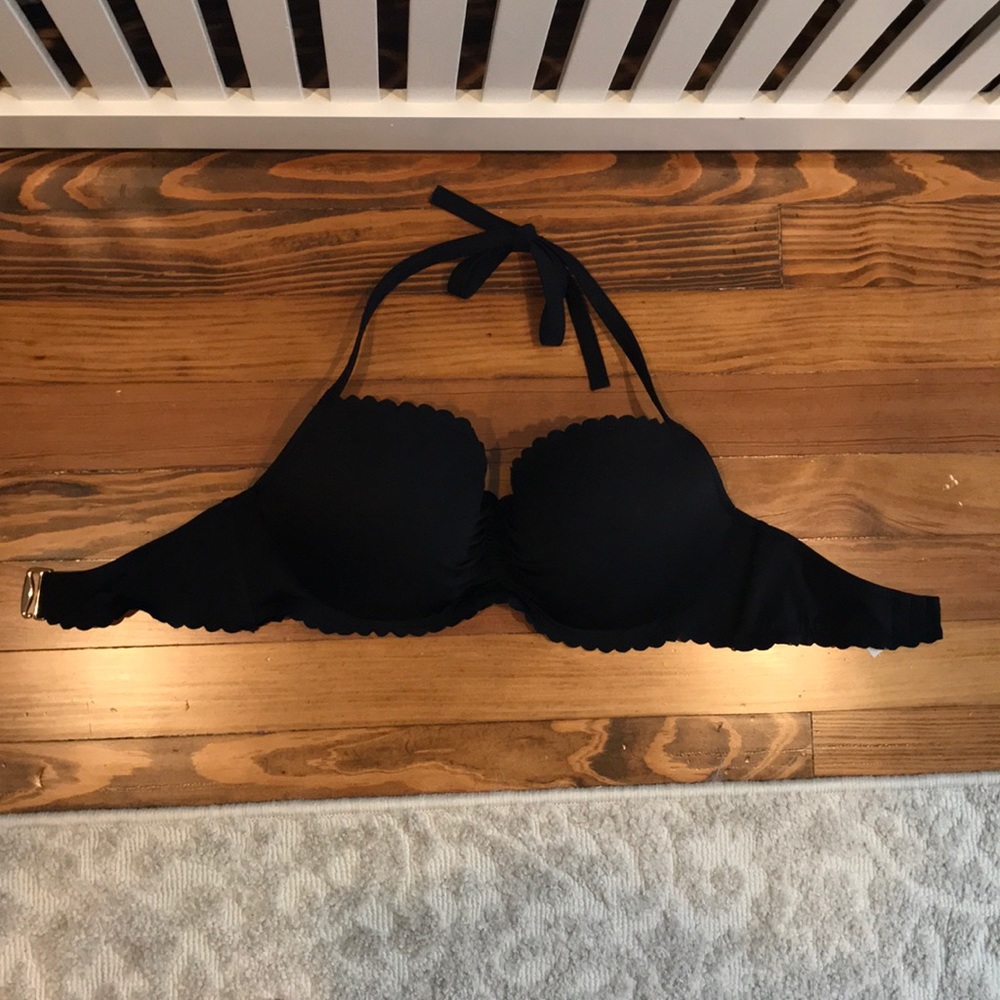 Victoria’s Secret bikini top size 36 DD